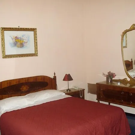Hotel Anna Perúgia