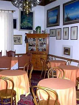 Anna Hotel